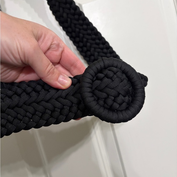 Like new J Crew woven poly Black Braided Belt size S/M. Vintage 2010. Beautiful! - Picture 5 of 8